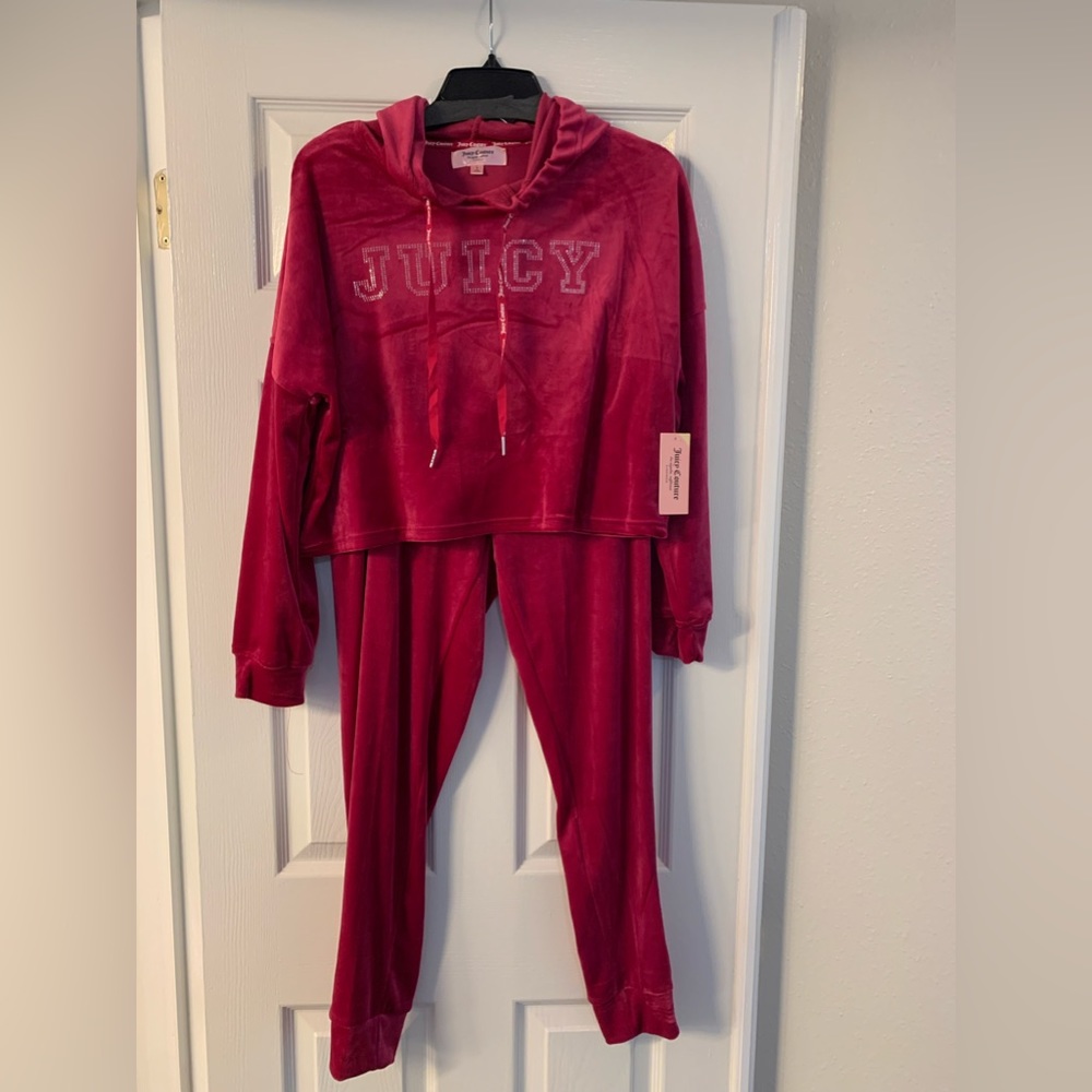 New Juicy Couture Pajama Set.  Size Large.